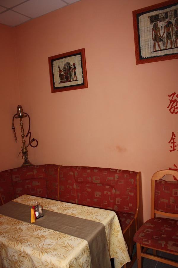 Hotel Gostynnyi Dvir 부차 외부 사진