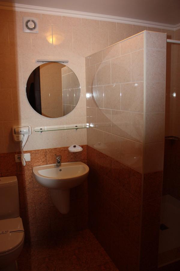 Hotel Gostynnyi Dvir 부차 객실 사진